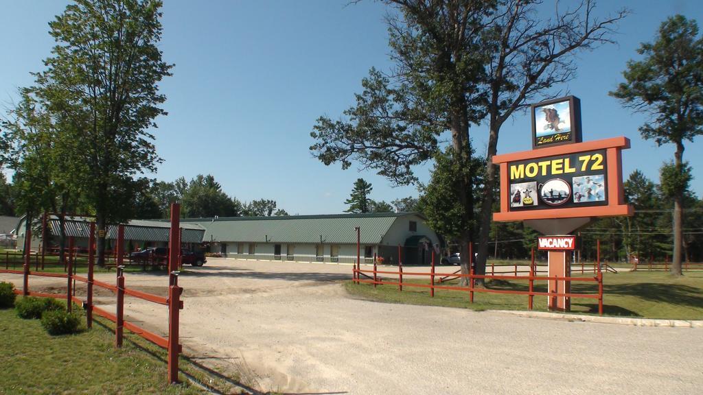 Motel 72 Grayling Buitenkant foto